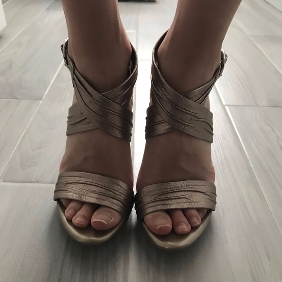 NWOT Aldo Sandals - Picture 2 of 4